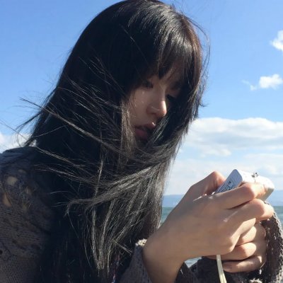 阳台上的女人们